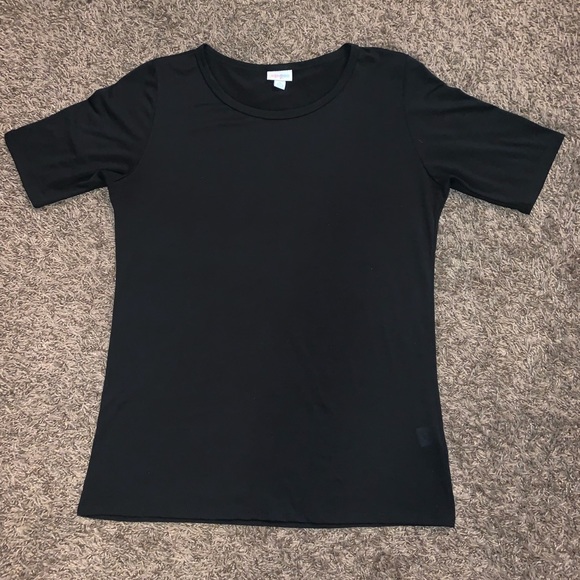 LuLaRoe Tops - LuLaRoe Black Gigi